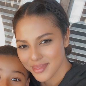 Meet your Posher, Carlo